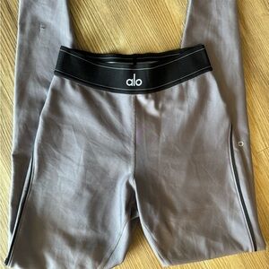 ALO Leggings